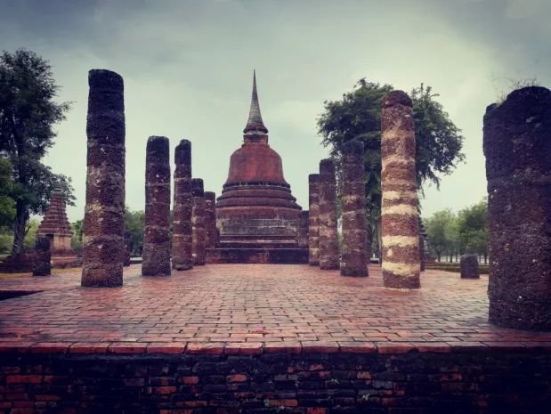 君行体验官专栏丨他在佛之国度,邂逅了一场浪漫