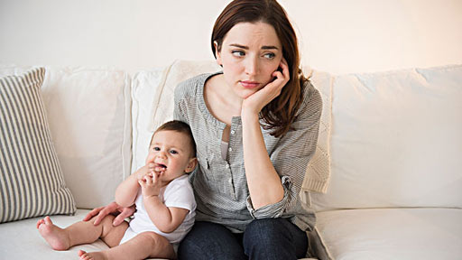 产妇情绪低落会影响产奶吗,产后一百天情绪脆弱想哭