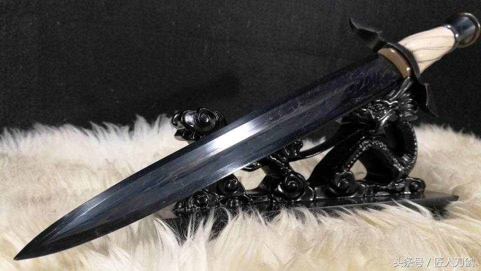 中国十大名短刀排名榜 (中国短刀vs日本短刀)