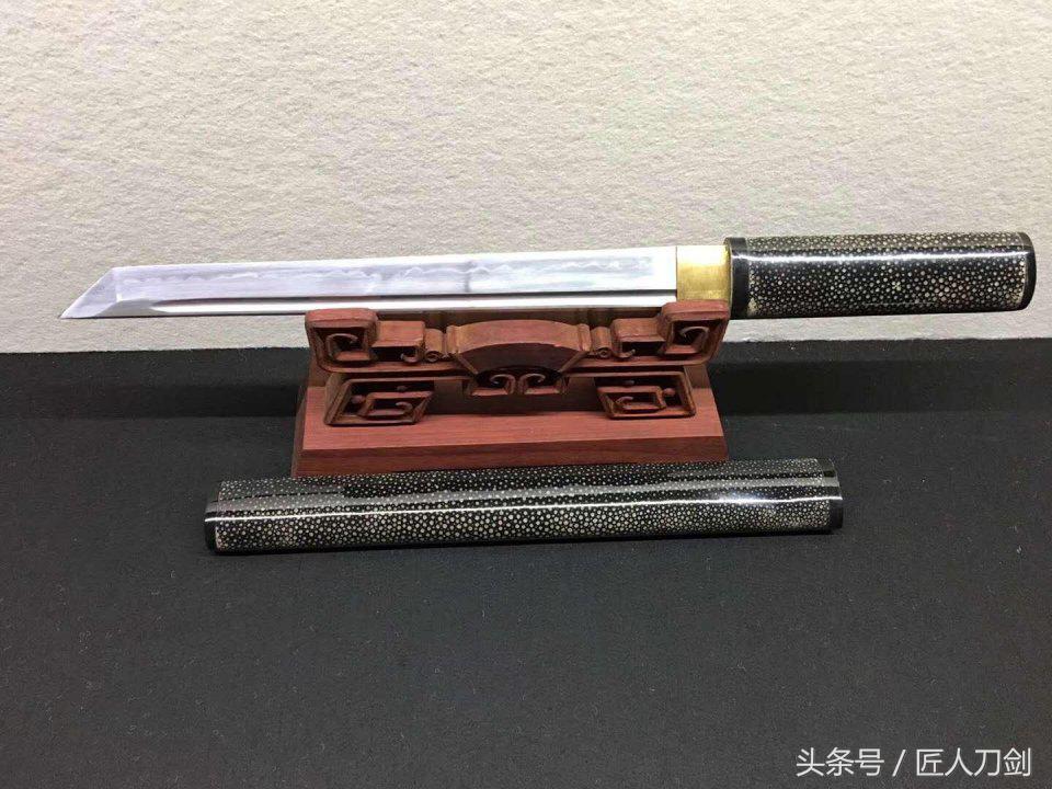 中国十大名短刀排名榜 (中国短刀vs日本短刀)