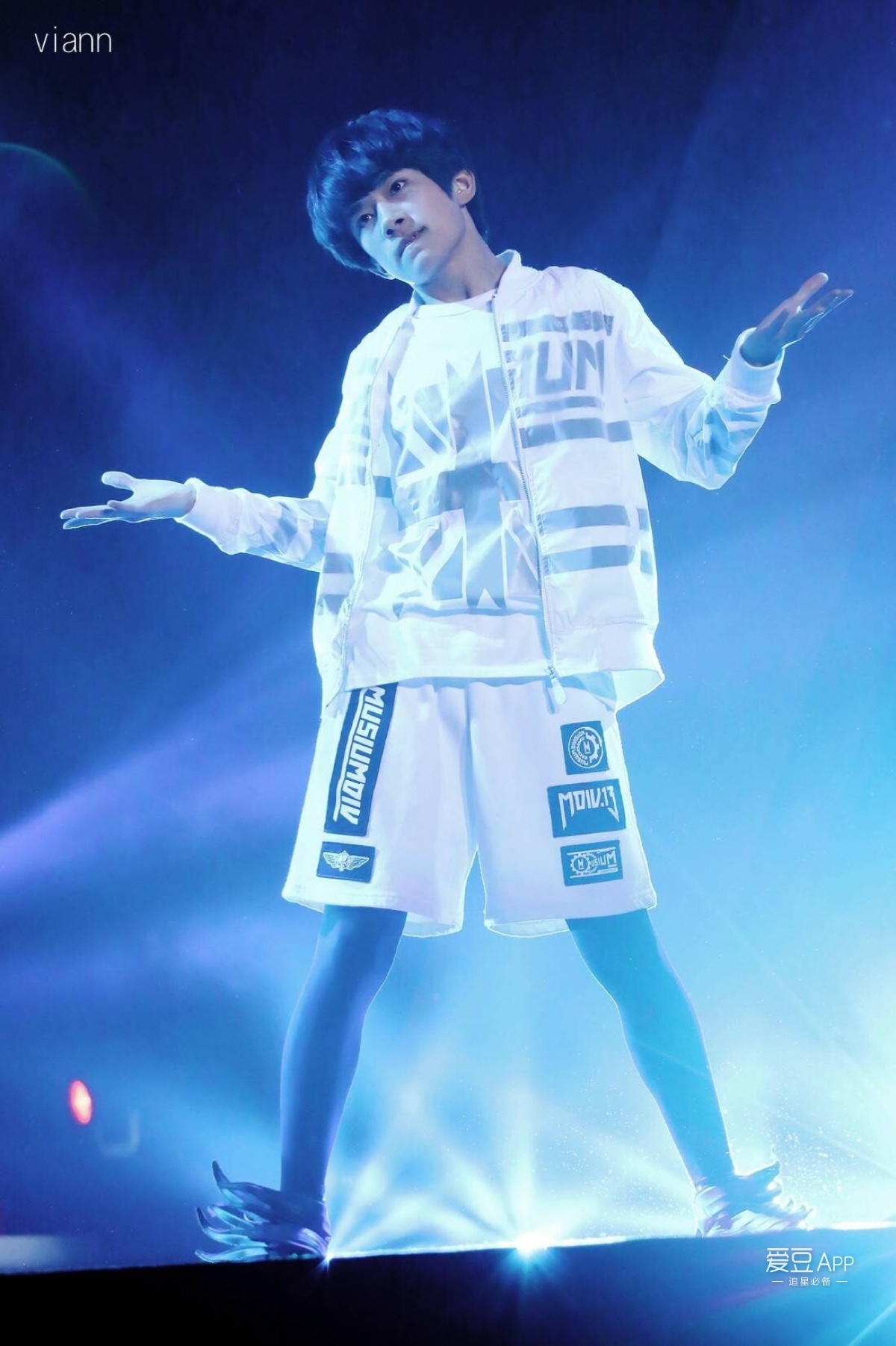 tfboys易烊千玺街舞,街舞少年tfboys有易烊千玺吗