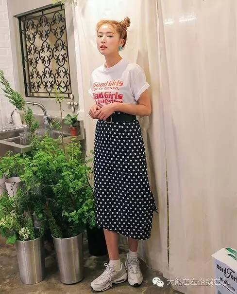 跟韩国小姐姐学穿搭,跟韩国美女学穿搭