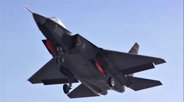 中国空军胸标高清图,新的空军胸标