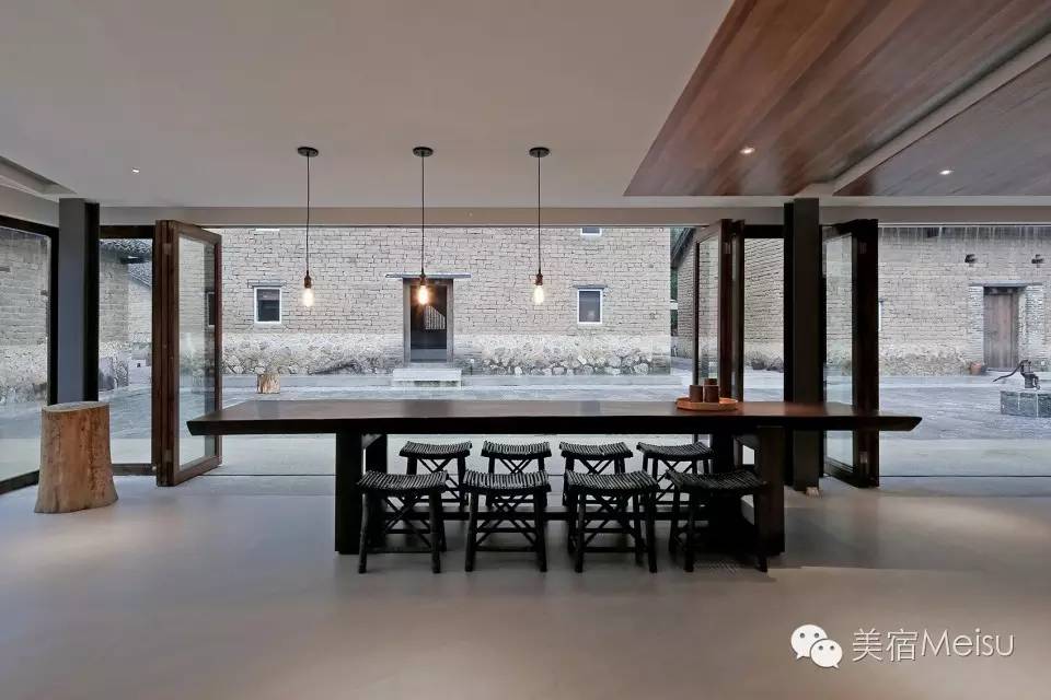 这3家长在山水里的美宿，连起了阳朔最精华的风光！