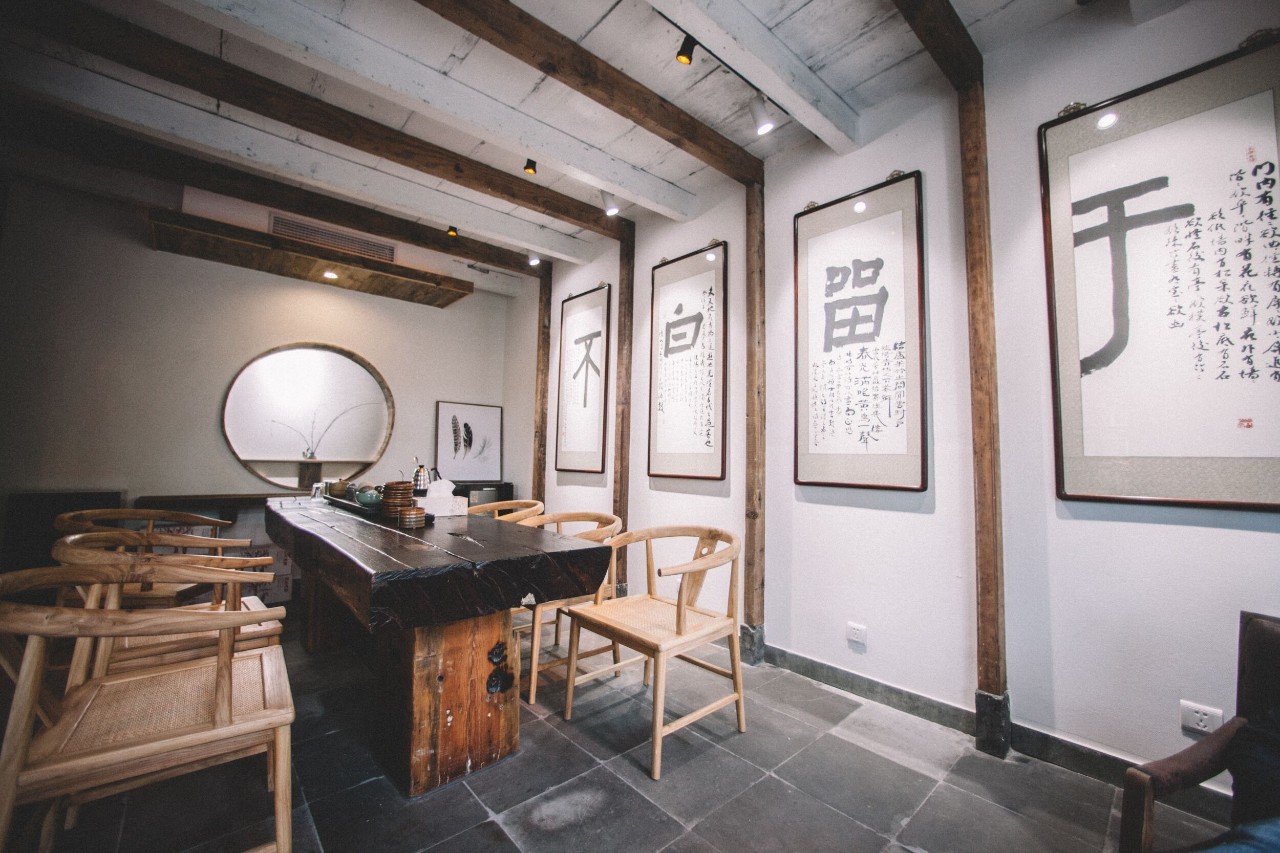 此处留白,此处故意留白