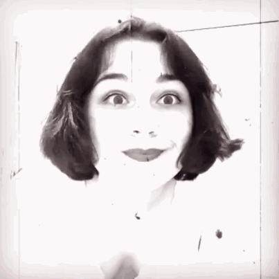 18岁的姑娘穿什么都好看,17岁长相普通怎么穿才好看