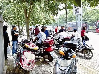 在西安骑摩托车是什么体验,在西安骑摩托车怎么样