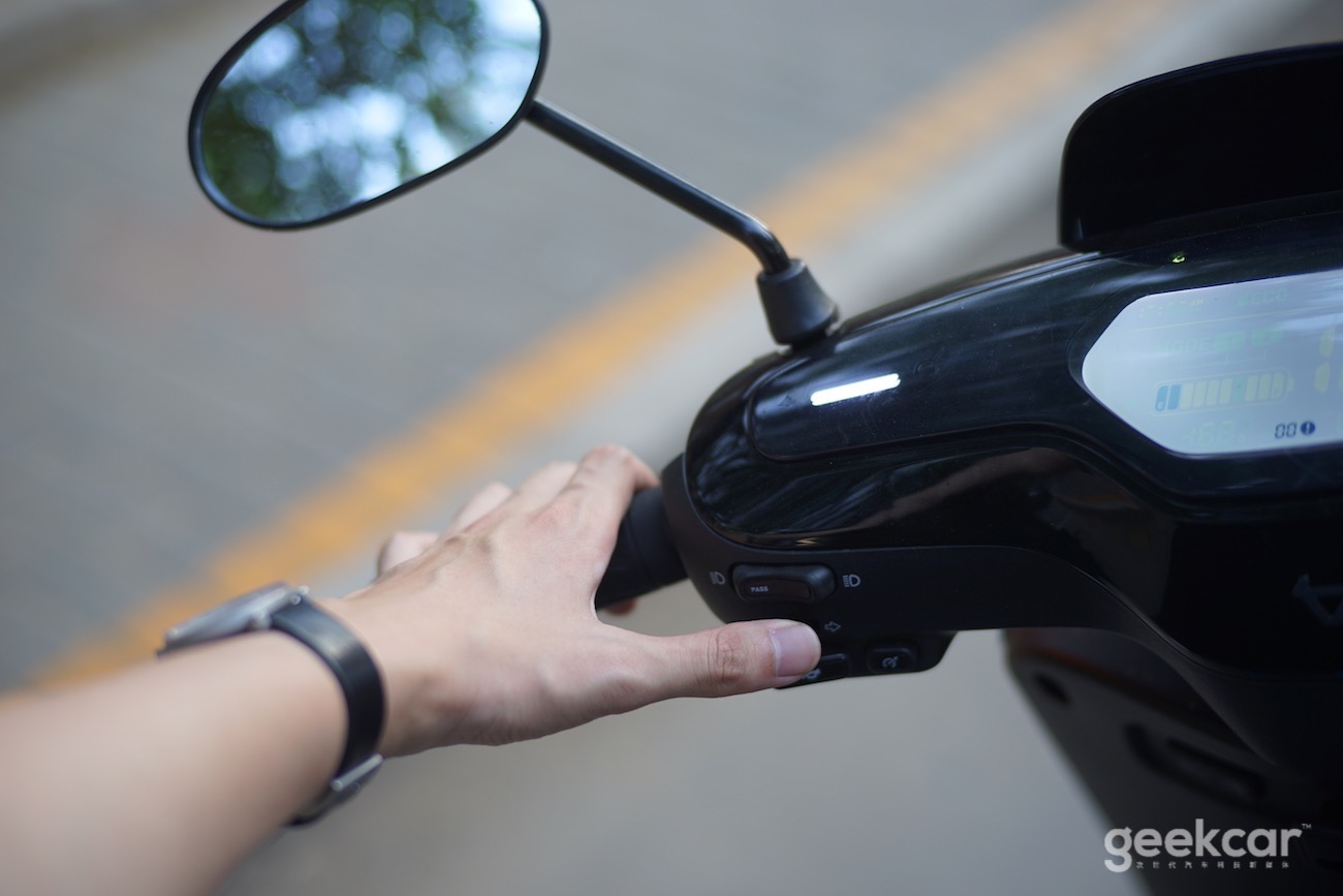 小牛m1骑了1万公里还值多少钱,小牛m1骑了1万公里能买吗