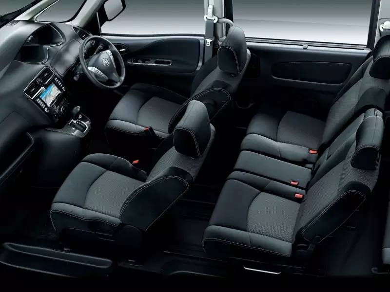 日产mpv新款serena试驾,日产商务车新款serena配置