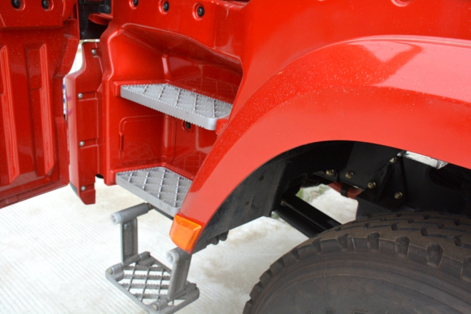 陕汽德龙x3000最新款自卸,陕汽德龙x3000s最新款460马力图片