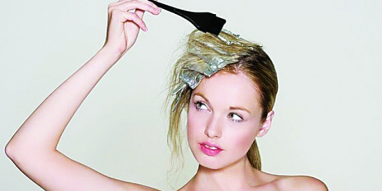 自己染头发的正确方法短发染黑,自己染头发的正确方法没有梳子