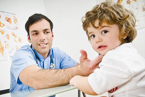 如何缓解宝宝湿疹瘙痒,如何缓解宝宝湿疹的痒