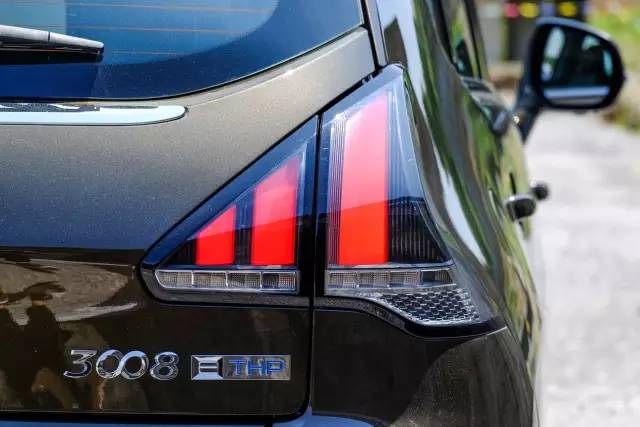 全新3008正式上市海外,新款3008优点和缺点