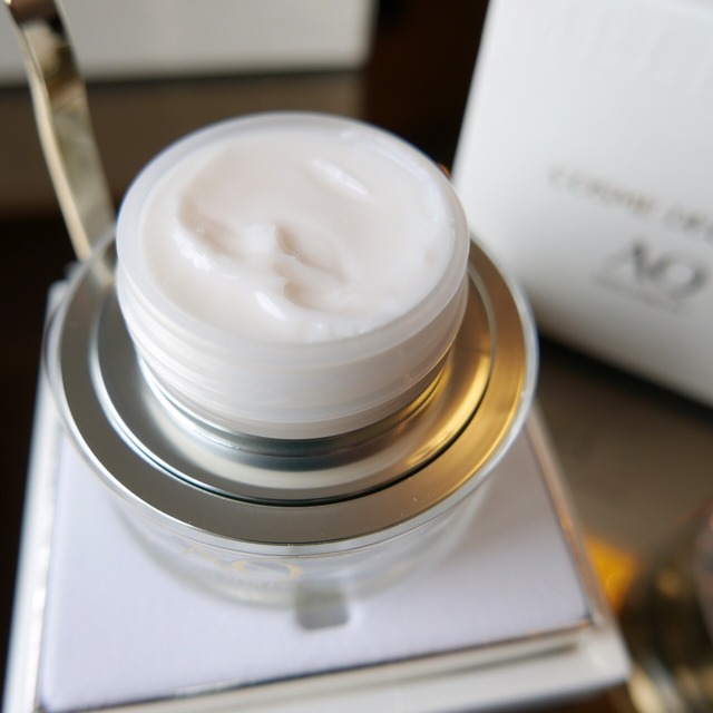 八一八那些上万的贵妇牌精华