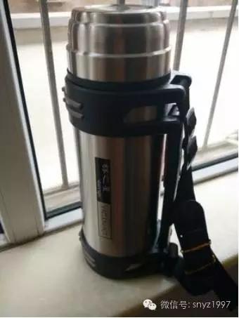 抱着代孕新生儿踏进父母家,同志奶爸瞬间泪崩