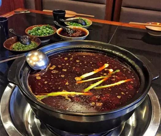重庆十大必吃美食火锅,重庆十大必吃餐厅网红鱼蛋