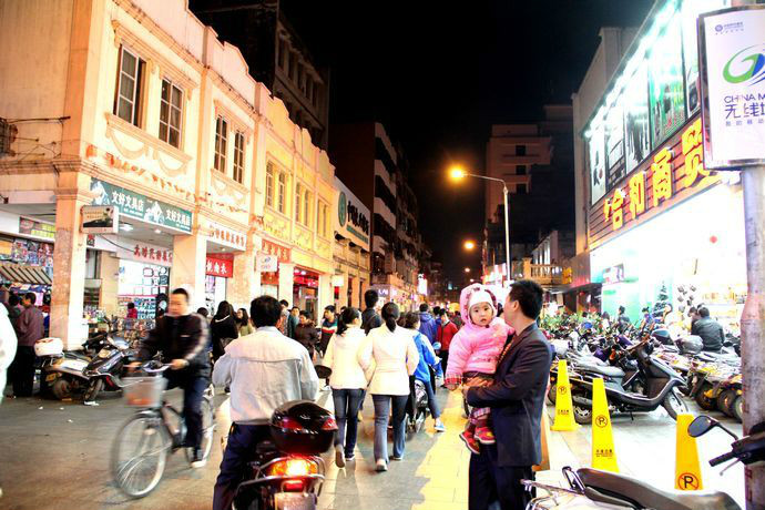 高州市是一个怎样的城市,湛江一座来了就不想走的海滨城市