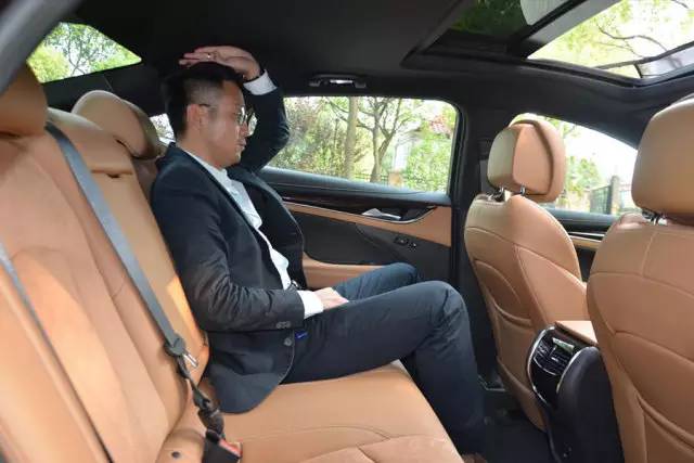 新款君越颜值巅峰,比君越高档一点的别克