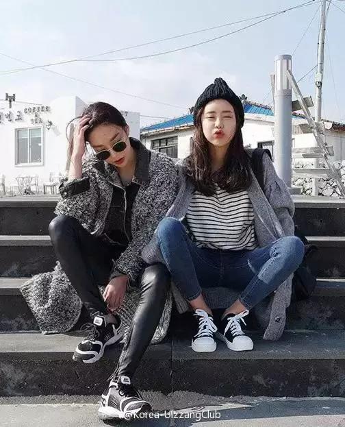 三个闺蜜拍照的最美姿势,40岁三个闺蜜拍照姿势大全