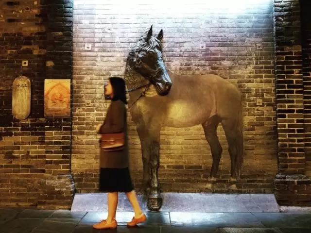 大牌包包有哪些实用耐背的,撞包的原因