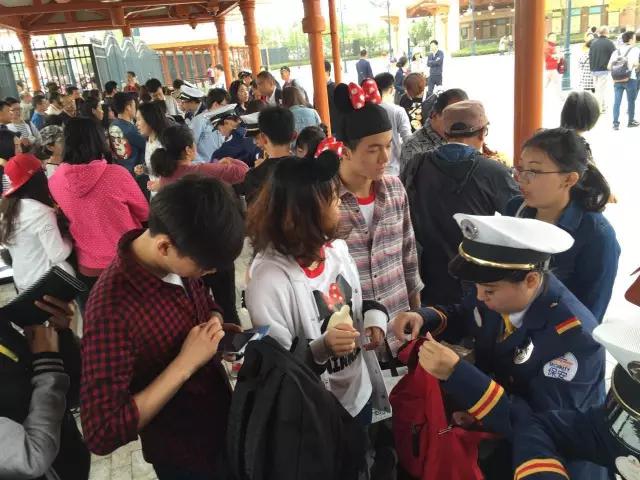 这辈子一定要去一次上海迪士尼,去上海迪士尼的忠告