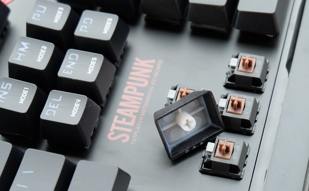 红与黑的冲撞,红与黑的碰撞国语版