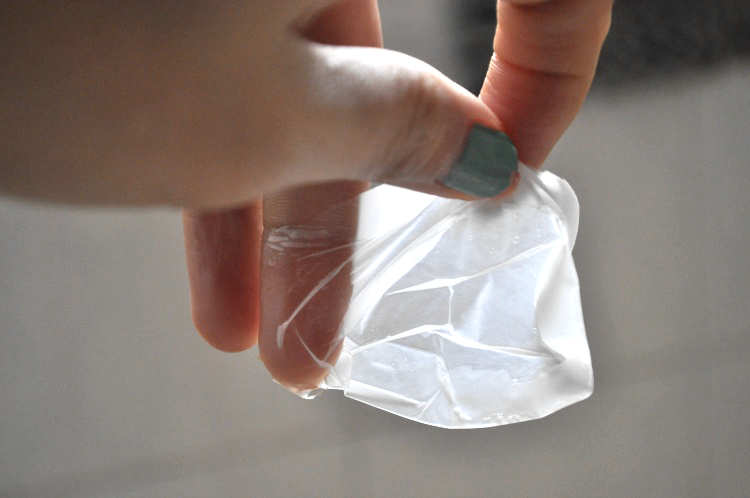 沙发被刮花怎么办,沙发被抓破用鸡蛋清有用吗