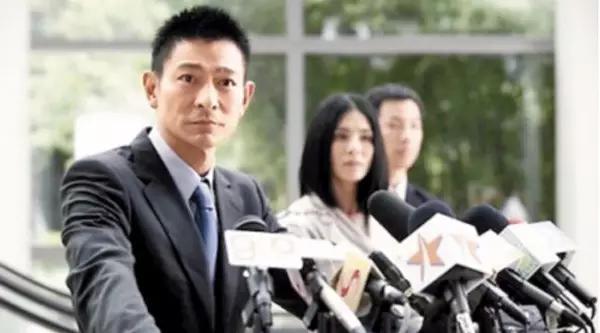 啥叫私募大佬？就是别人苦逼为“基考”备战时，他们已获资格认定