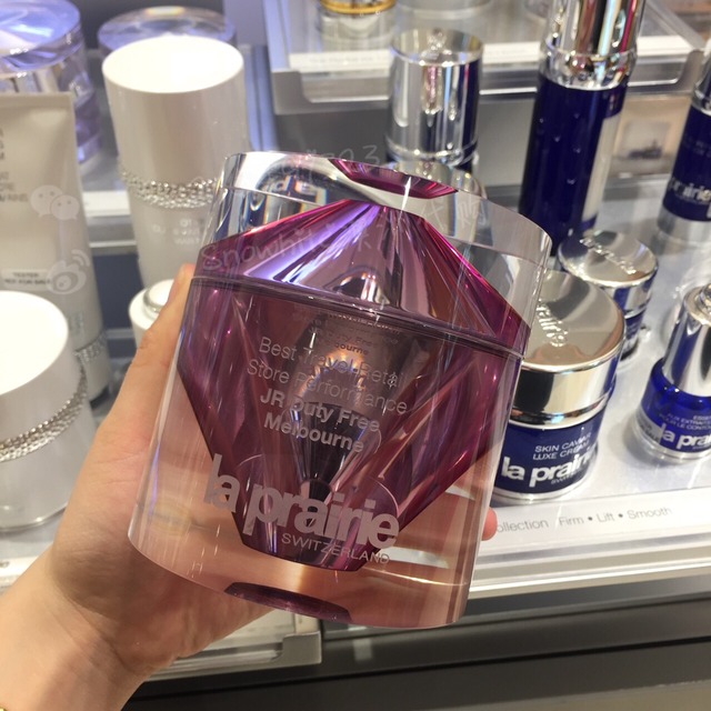 八一八那些上万的贵妇牌精华