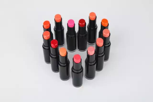 max鐮翠骇濮愬缇庡 (鐮翠骇濮愬max缇庡)