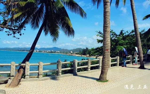 三亚远山大海蓝天白云,爱在三亚拉丁舞