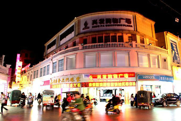 高州市是一个怎样的城市,湛江一座来了就不想走的海滨城市