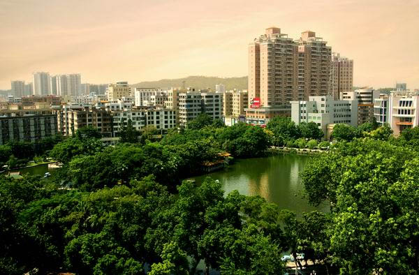 高州市是一个怎样的城市,湛江一座来了就不想走的海滨城市