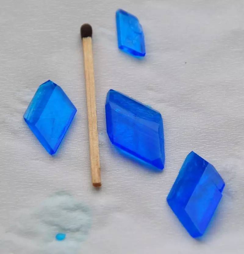 人造宝石最简单的方法,人造宝石怎么制作