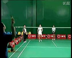 高远球最通俗易懂的讲解,高远球技术动作掌握的好坏