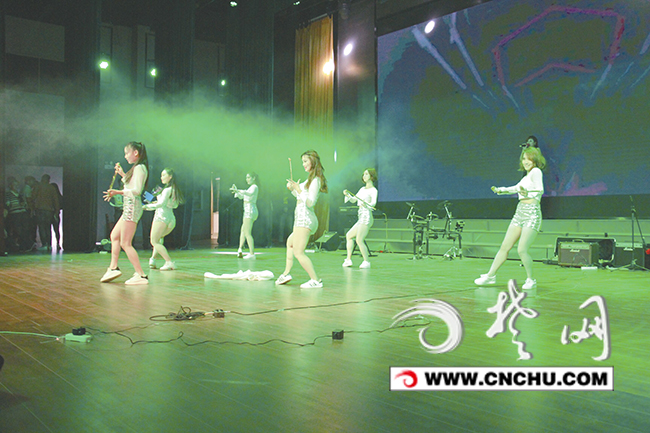 荆州女神评选冠军,荆州美女大赛2015视频直播