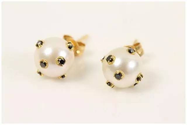 高收视率佳作《99.9》衣服背包手表公仔等等穿搭合集