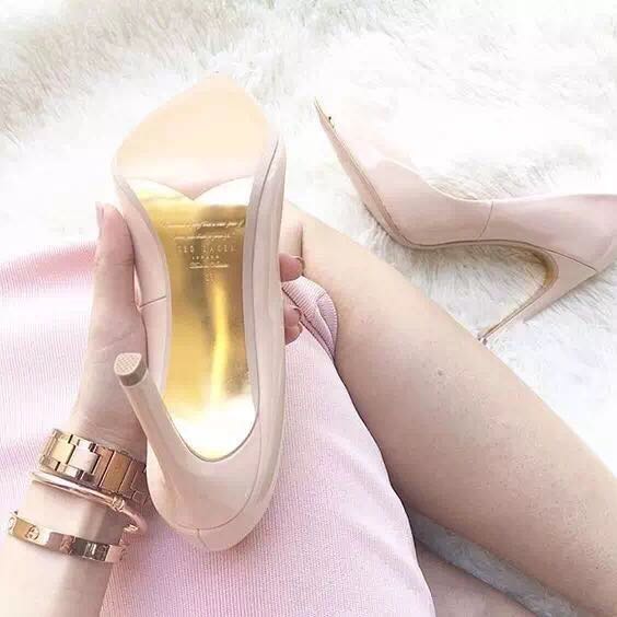 日常鞋子怎么洗白又干净小妙招,最实用的鞋子清洗保养方法分享