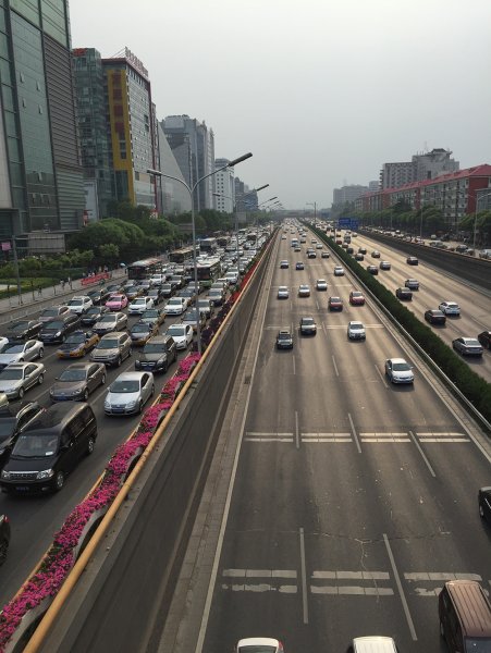 Get新技能:不去售后自行更换motogSIM卡卡槽