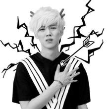 某帅哥坐出租车,遂放了个屁这屁不仅臭还辣眼睛!