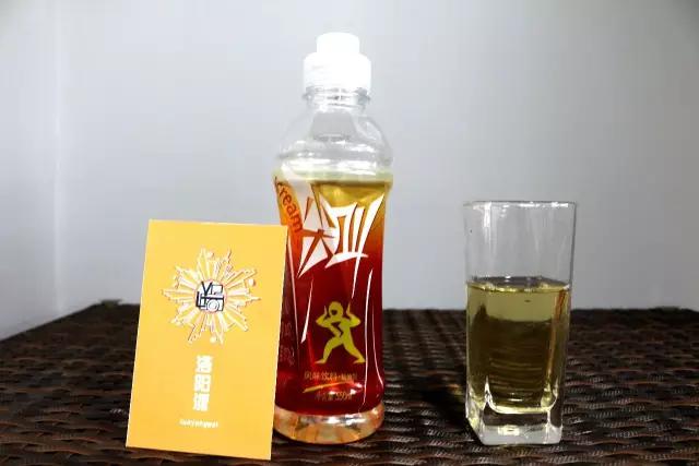 亲测洛阳最难喝的12瓶饮料！小编哭着写完这篇文章......