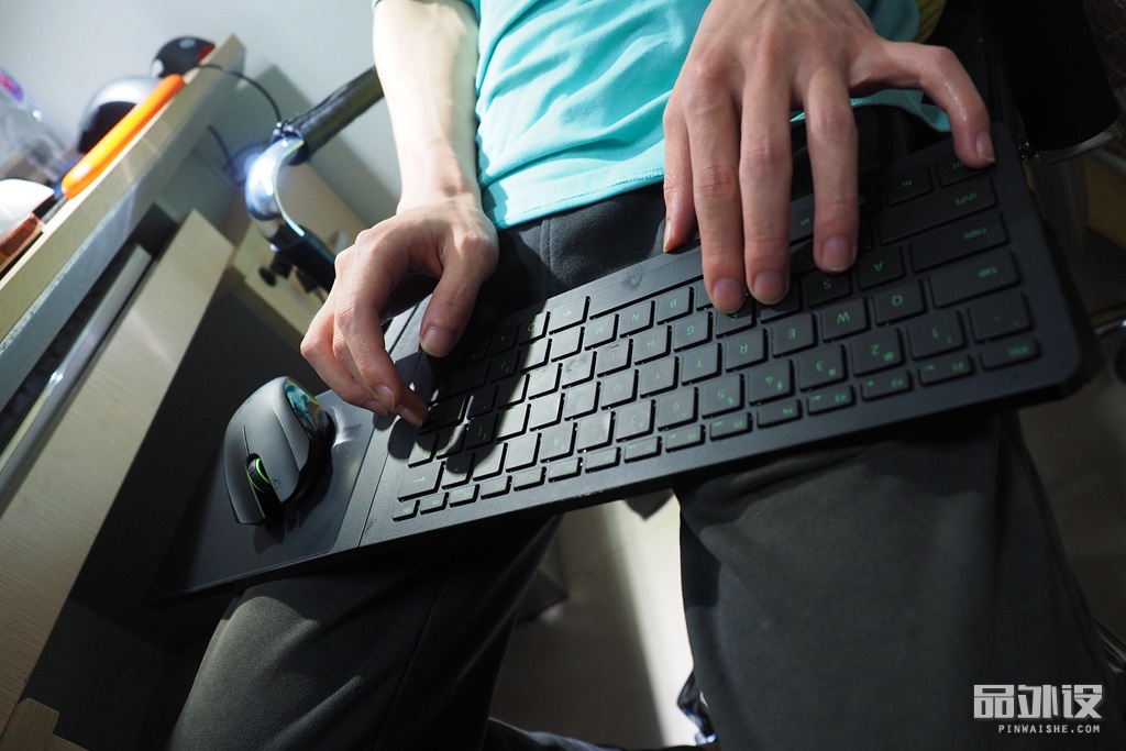 雷蛇黑寡妇竞技版键盘2014测评,雷蛇终极版键盘测评