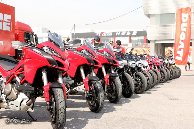 摩托赛事杜卡迪,杜卡迪摩托车锦标赛视频