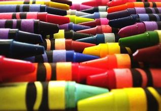 小朋友手上长红色大疙瘩,4岁男孩手上长满了小红疙瘩