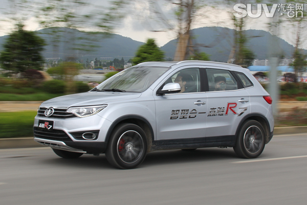 一汽森雅r7越野通过性测试,汽车之家森雅r7