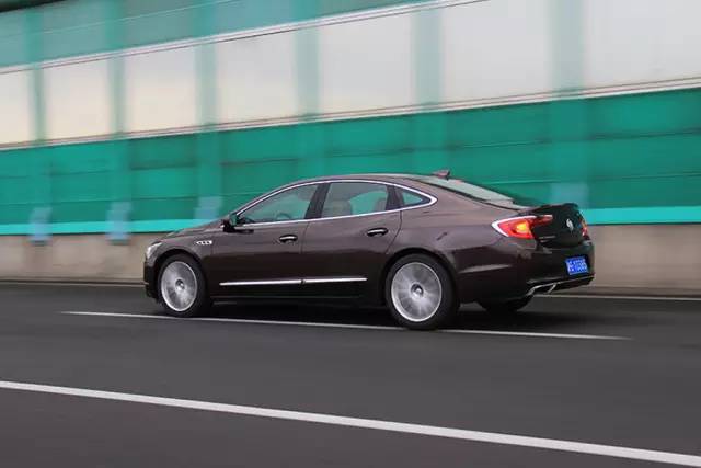 新款君越颜值巅峰,比君越高档一点的别克