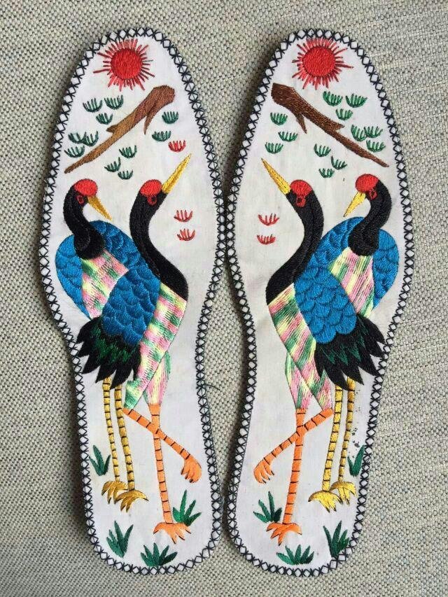 民俗工艺鞋垫,甘肃庆阳刺绣鞋垫视频