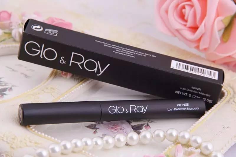 虽然当不成老干部的家属,但“睫毛精”的属性还是可以拥有哒!