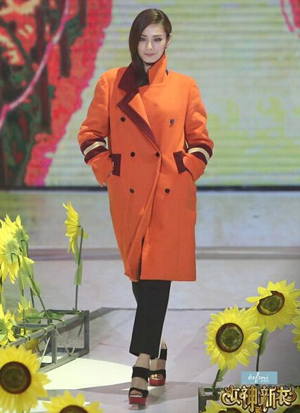 《欢乐颂》中频出境的伊芙丽，2个月线上销售200万凭借什么？