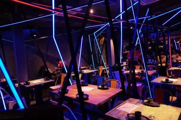 上海有名的网红小龙虾,魔都网红小龙虾